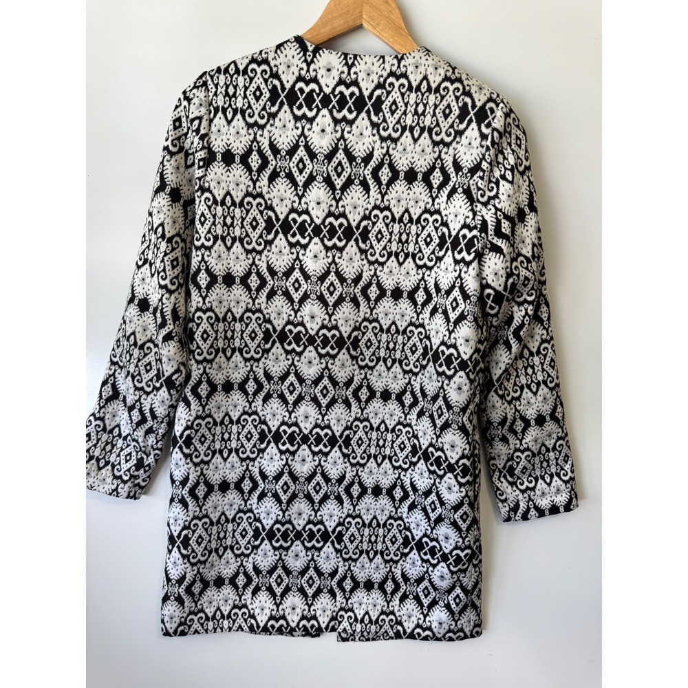 Forever 21 Collection Brocade Patterned Open Fron… - image 3